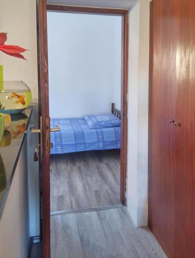 Apartments And Room Lotus Tribalj 外观 照片